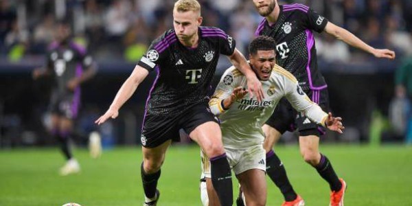 华体会体育-【观察】拜仁堆后卫自寻死路，图赫尔用废多少好棋子