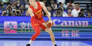 探长：此前受访时张镇麟表示想为国效力 他伤没痊愈仍接受了征召