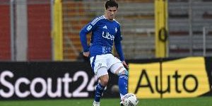 罗马诺：科莫商谈引进佩罗内、隆吉耶，但只会签下其中一人